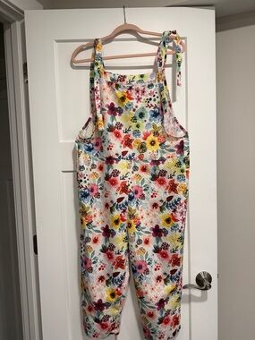 Woman’s Floral Print Tie-Shoulder Overalls - Multicolor